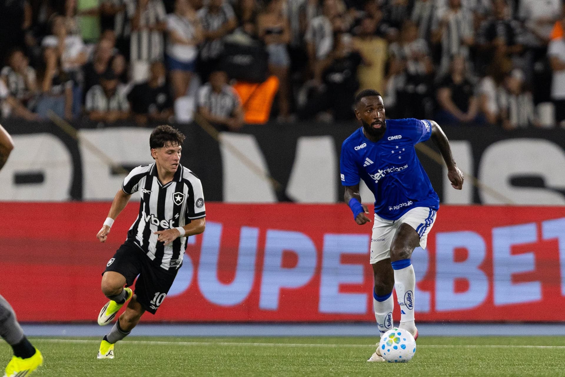 Cruzeiro perde para o Botafogo