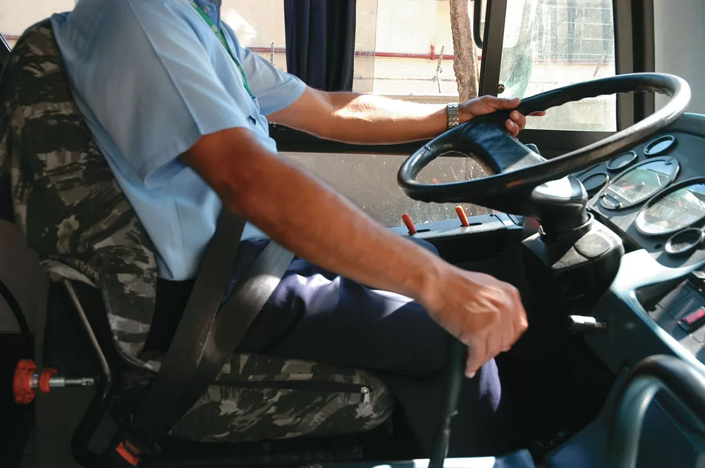 Localidades de BH enfrentam guerra do tráfico e têm circulação de ônibus restrita