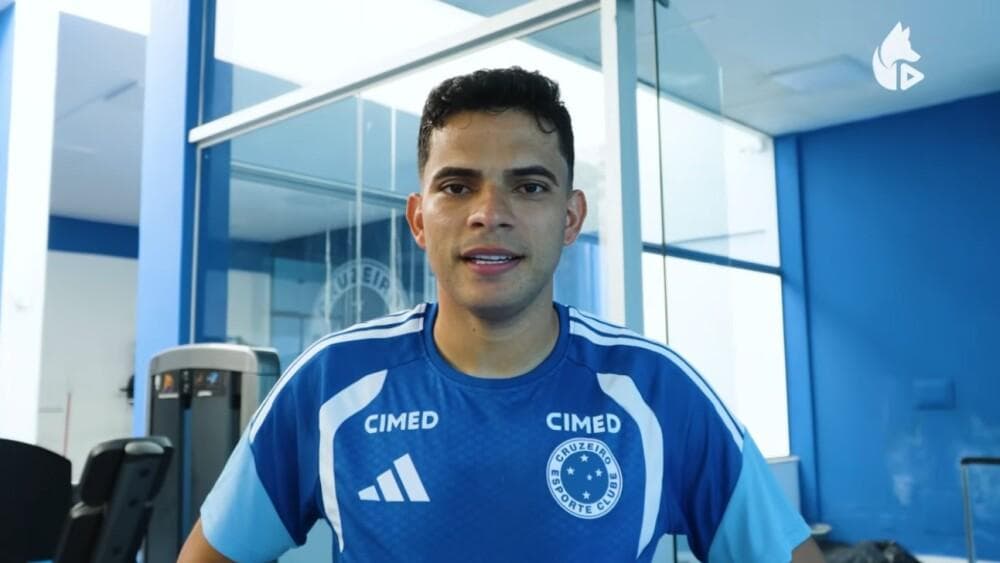 Bruno Rodrigues elogia estrutura renovada do Cruzeiro