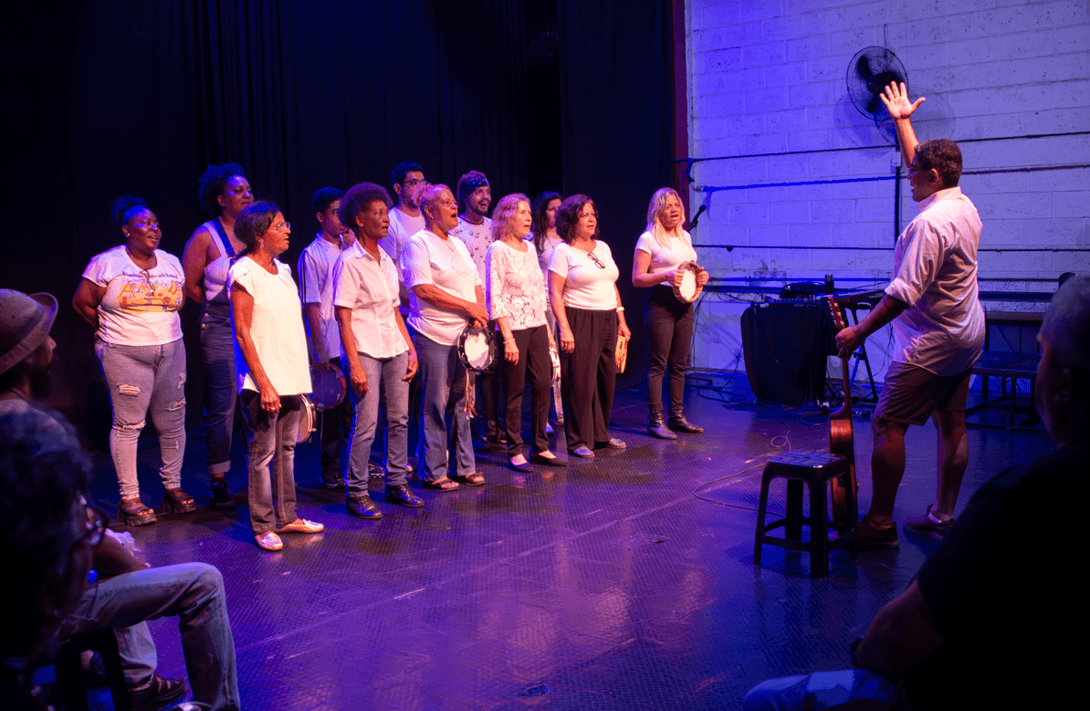 Inscrições abertas para oficinas gratuitas de canto e teatro da Cia Candongas em BH