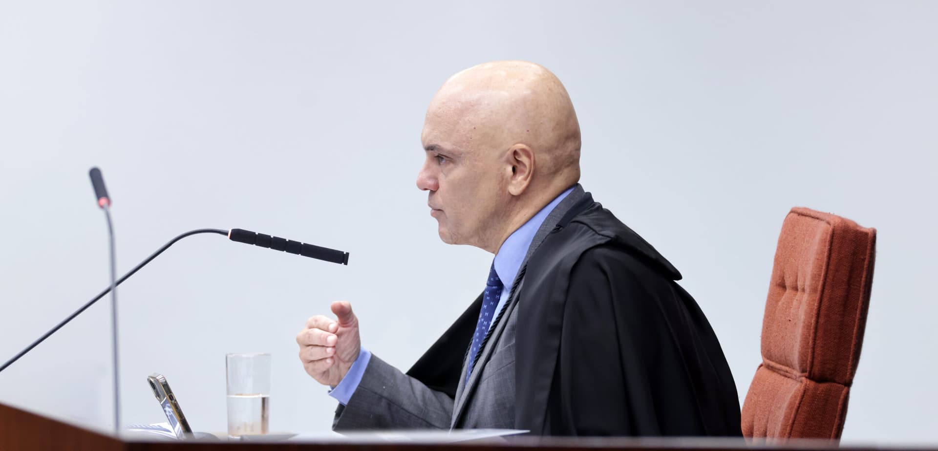 Moraes diz que juiz pode receber por palestra e ter ações de empresas