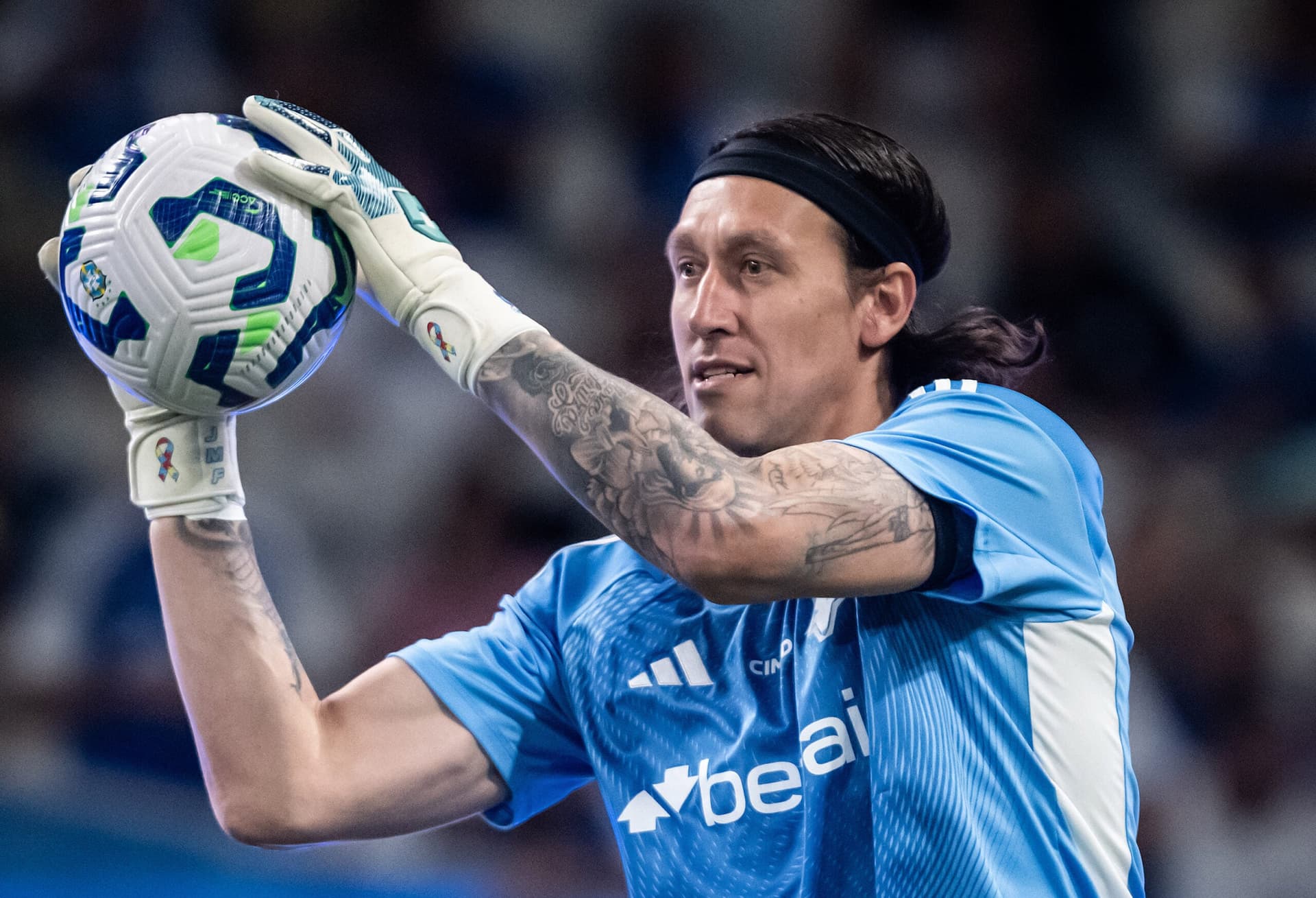 Cássio retorna aos treinos do Cruzeiro antes do clássico