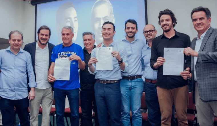 Deputados oficializam filiação ao PP e União Brasil em evento em Belo Horizonte