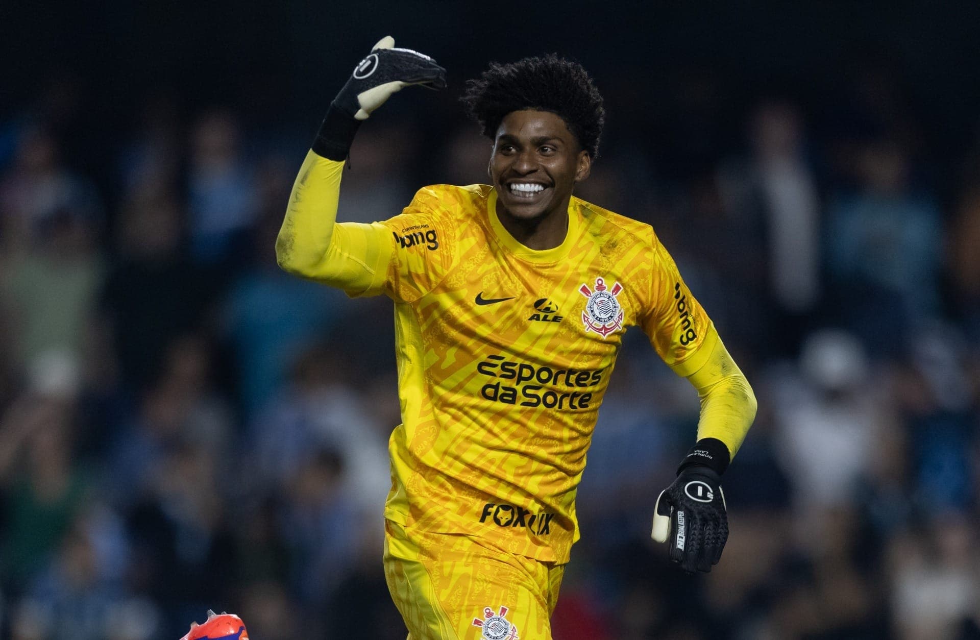 Goleiro Hugo Souza é convocado para a seleção após lesão de Alisson