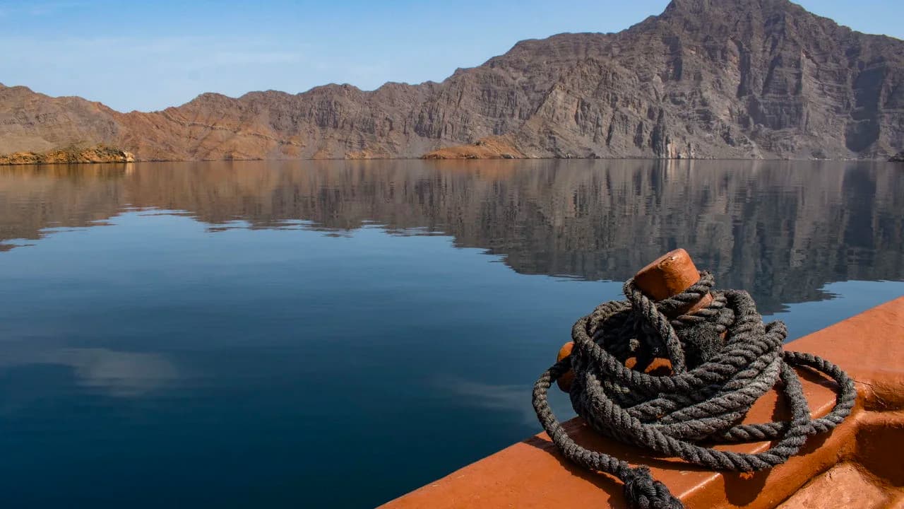 Irã instala minas no Estreito de Ormuz e ameaça gargalo energético global