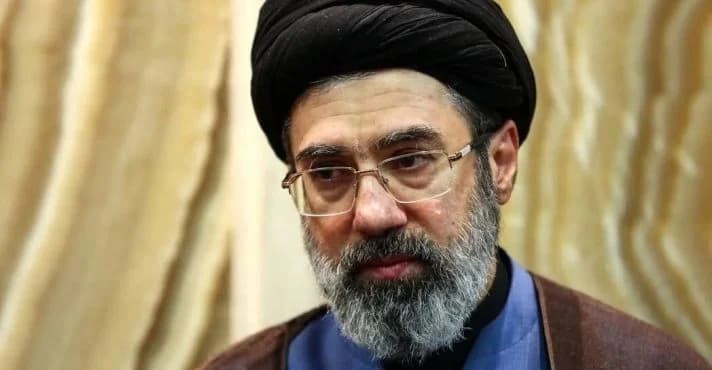 Khamenei ameaça bases americanas no Oriente Médio e defende bloqueio no Estreito de Ormuz