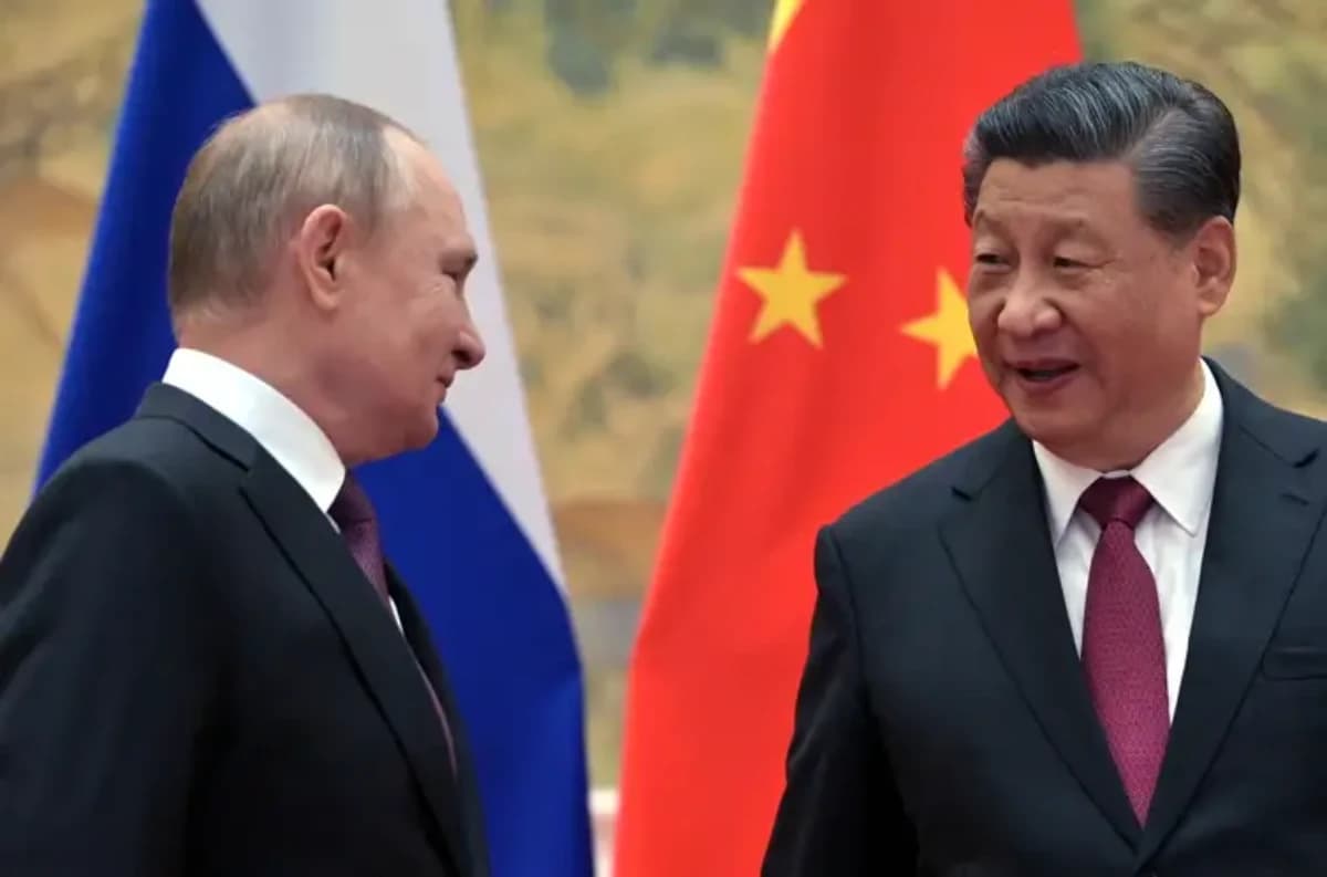 Xi Jinping e Vladimir Putin - © SPUTNIK/ALEKSEY DRUZHININ/KREMLIN