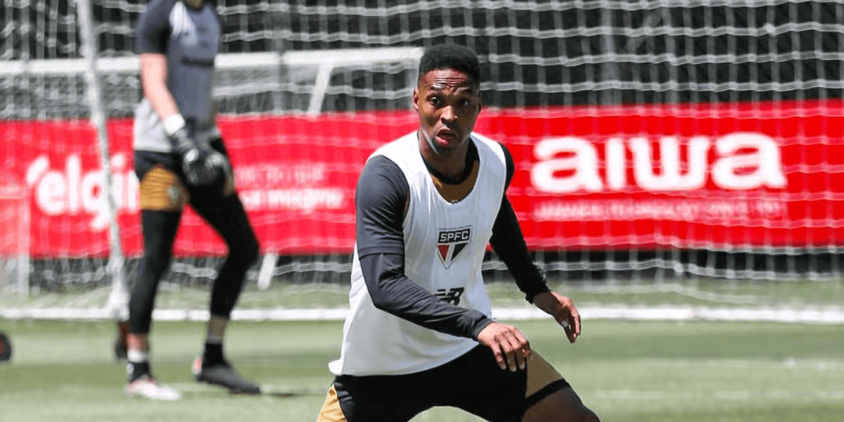 Wendell em treino no CT - Foto: Divulgação / São Paulo
