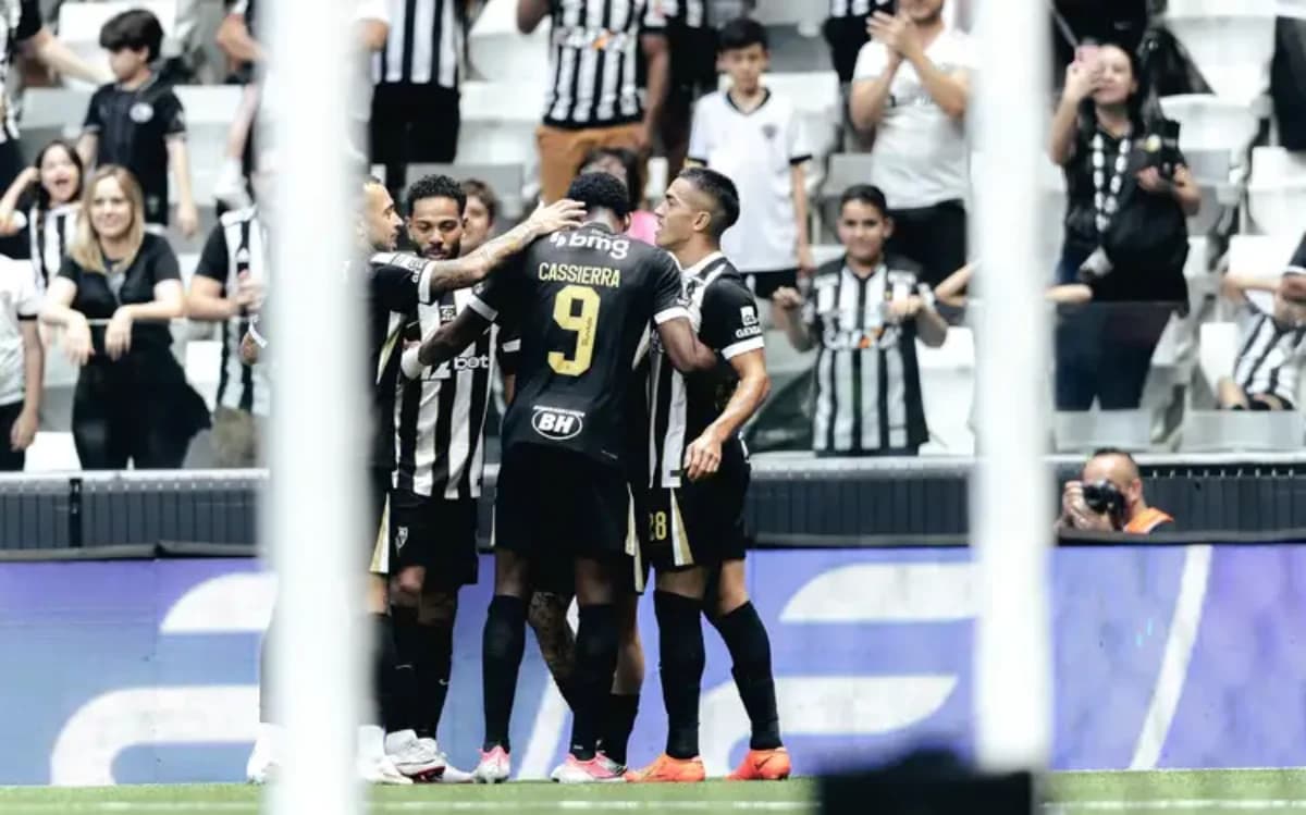 Comemoração de gol Atlético (Foto: Pedro Souza / Atlético)