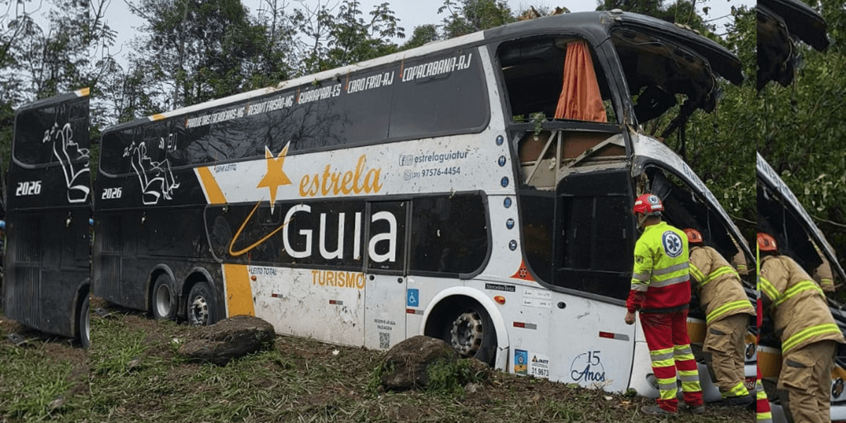 Acidente com um ônibus de turismo que saiu de Belo Horizonte e tombou na BR 040, em Petrópolis - Foto: Corpo de Bombeiros RJ / Divulgação