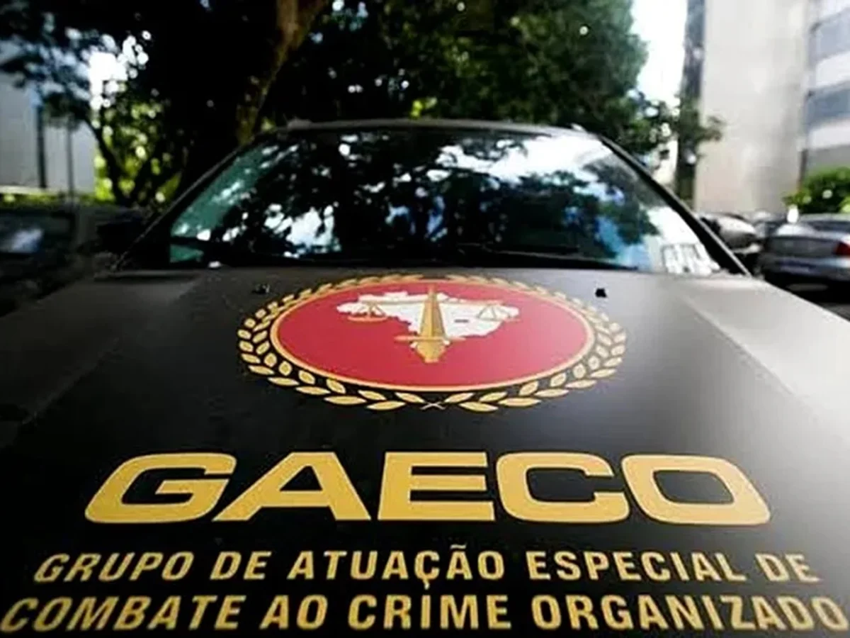 Viatura do GAECO (Grupo de Atuação Especial de Combate ao Crime Organizado)