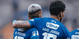 Matheus Pereira publica foto com Kaio Jorge após polêmica pelo Cruzeiro • Reprodução/X