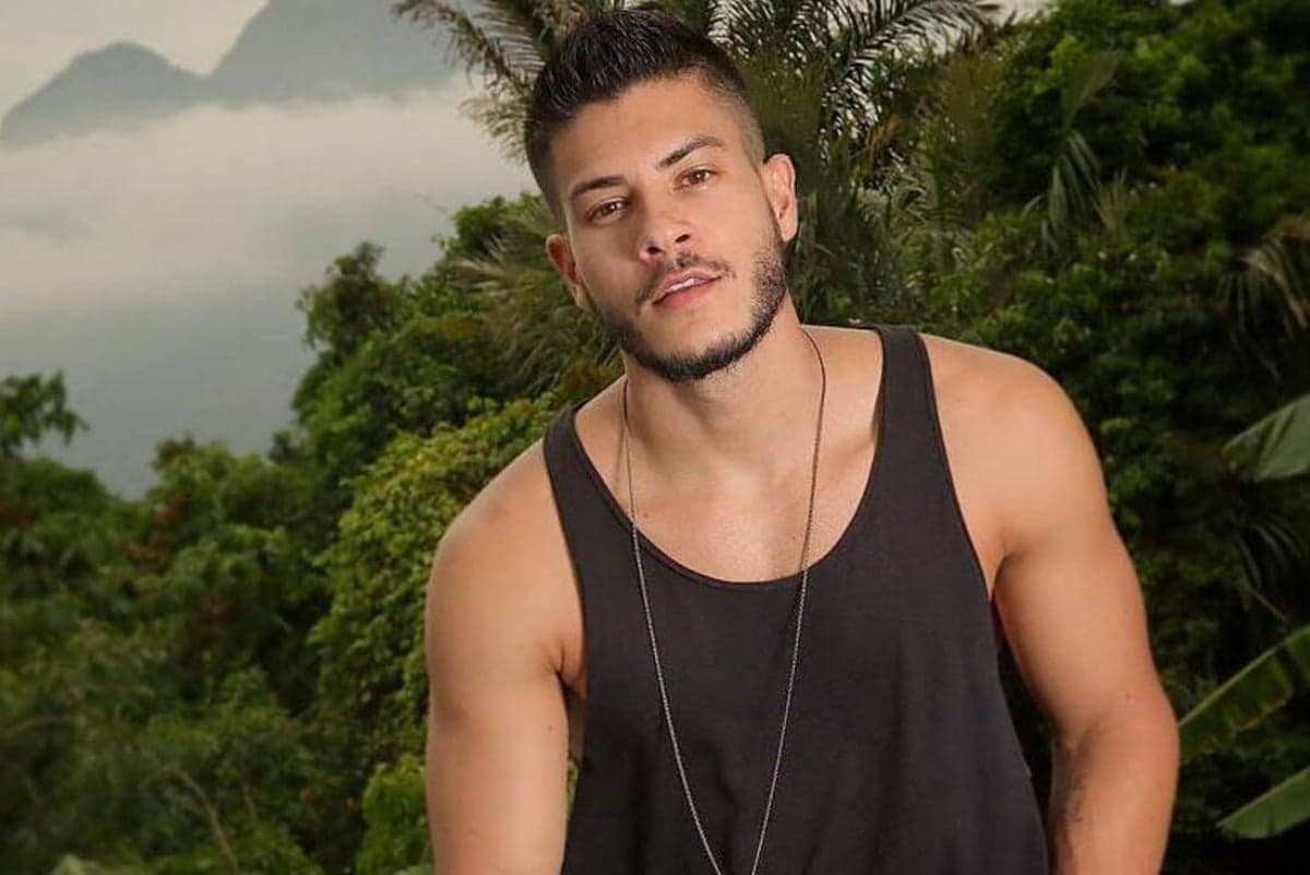 O ator Arthur Aguiar - Foto: Reprodução/Instagram
