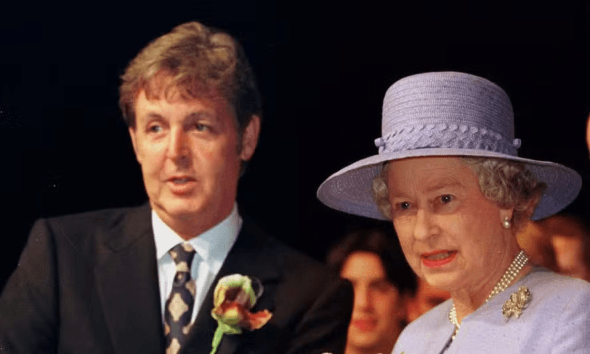 Esposa de Paul McCartney acredita que Rainha Elizabeth II tinha crush no músico